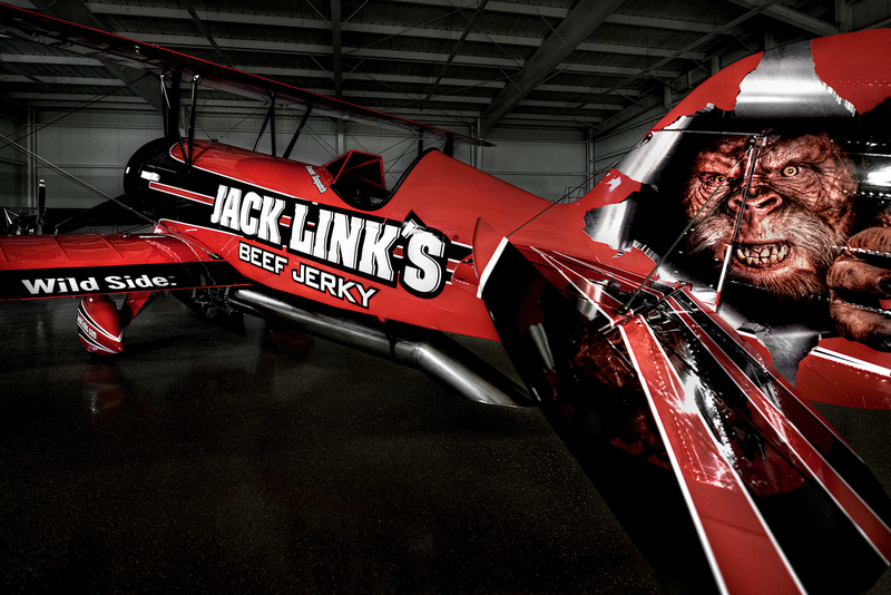 Illustration for article titled Flying A Stunt Plane Will Destroy Everything You Know About 'Fast'